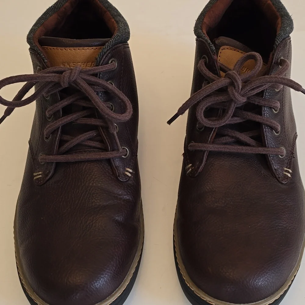 Skechers Men's Chukka Red Brown Boots Air Cooled Helmer Lace Up Size 10